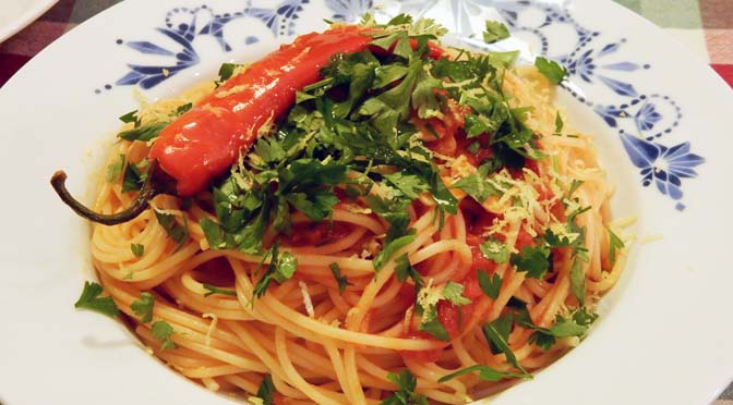 Recept spaghetti met chilipeper en wodka #meatfreemonday