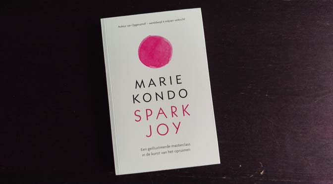 Recensie Spark Joy – Marie Kondo: gelukkig met een opgeruimd huis