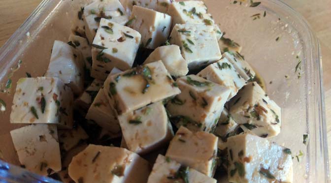 Recept: vegan feta, Griekse witte ‘kaas’ van tofu