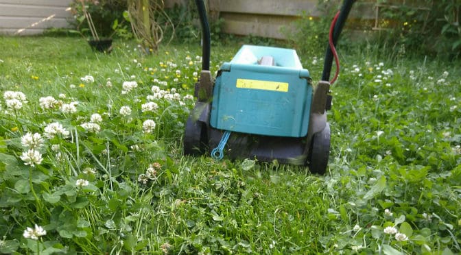 Gratis gazonbemesting met deze grasmaaier-hack